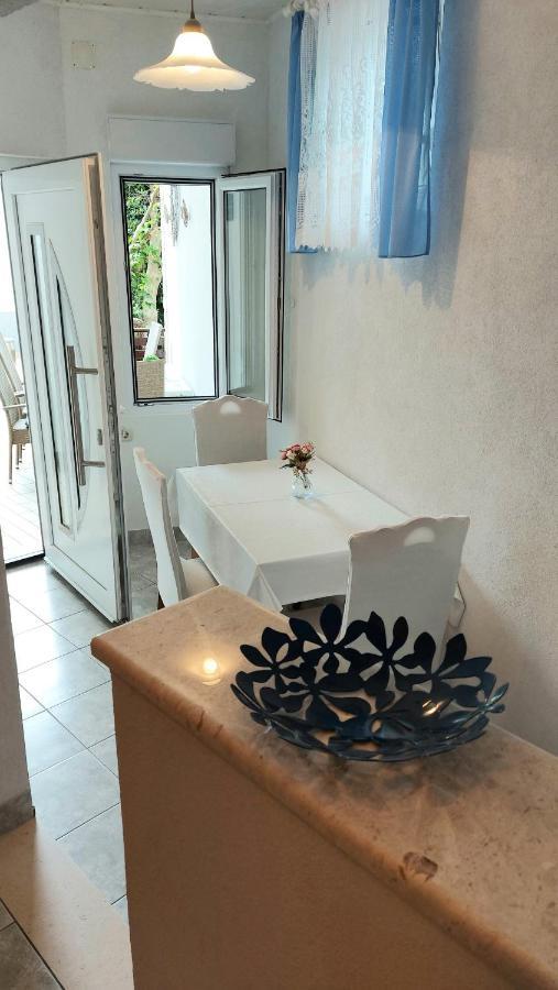 Apartment Jerolima Dugi Rat Zewnętrze zdjęcie