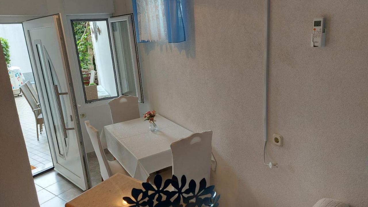 Apartment Jerolima Dugi Rat Zewnętrze zdjęcie